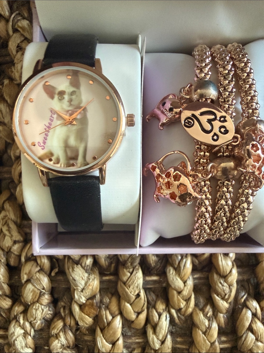 Sweetheart Cat Face Women's Watch in Black and Rose Gold